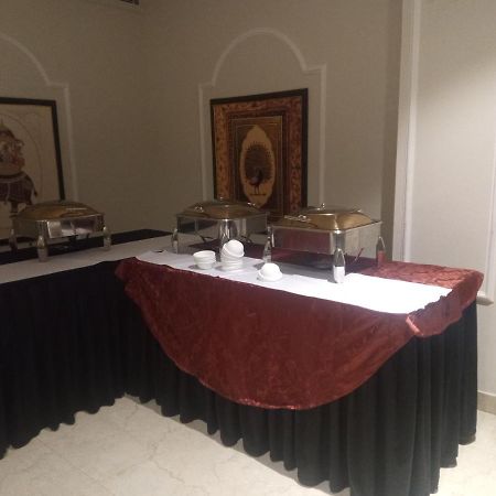 Indralok Palace Hotel & Resort Morena Bagian luar foto